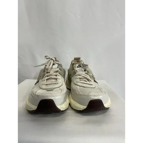 Nike 'V2K' White Run Sneaker Size 8.5 - Picture 4 of 5